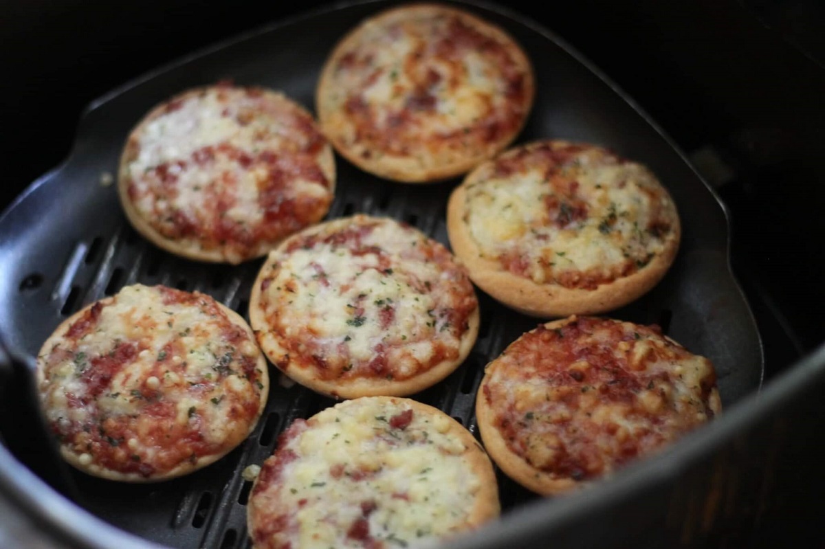 como fazer mini pizza congelada na airfryer