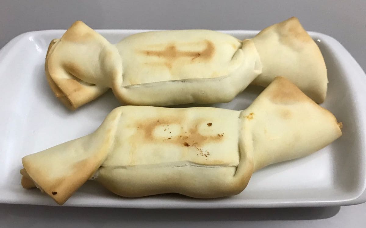 Receita de Pastel de Chocolate em Formato de Bombom na Airfryer