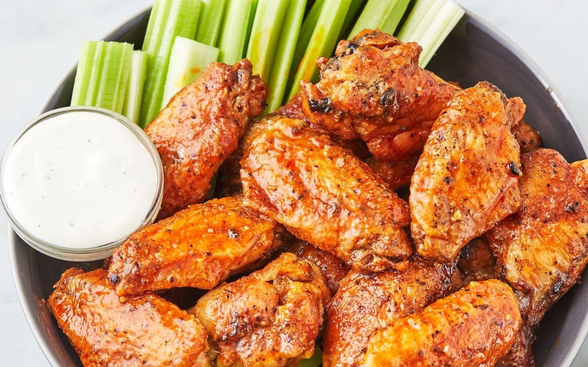 Receita de Asinha de Frango com Creme de Cebola na Airfryer