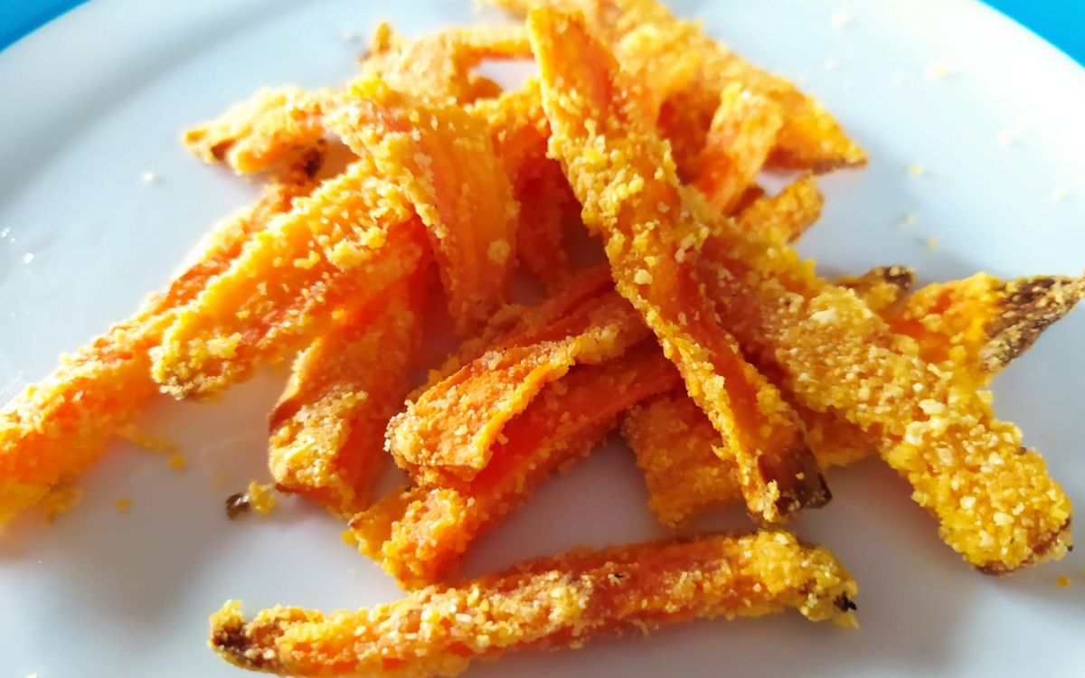 Receita de Cenoura com Fubá na Airfryer