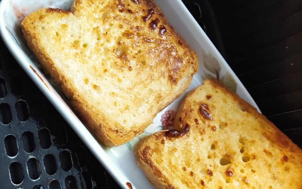 Receita de Pão de Forma com Leite Condensado na Airfryer