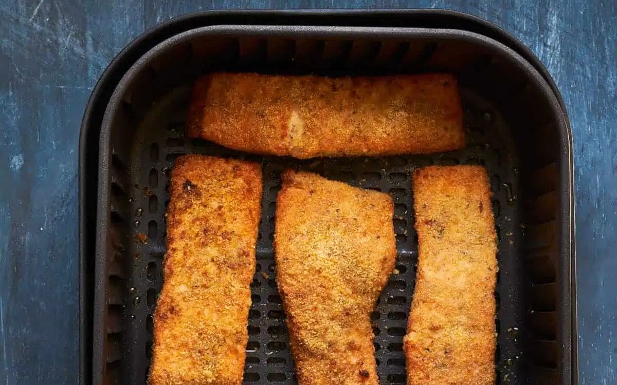 salmão empanado na airfryer