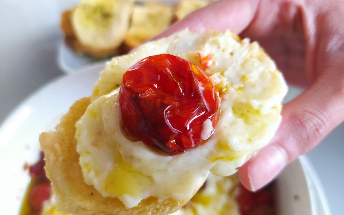 Catupiry Assado com Tomate Cereja na Airfryer