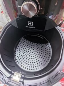 air fryer electrolux EAF 30 4 litros rita lobo