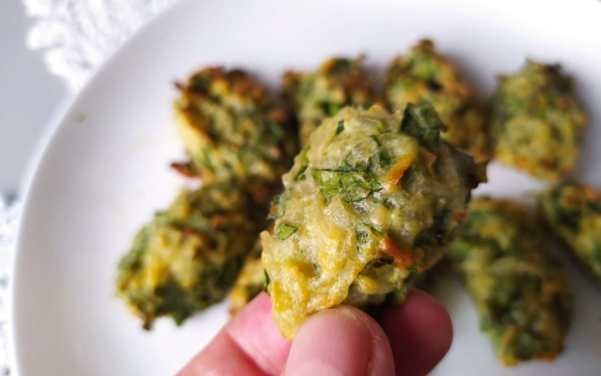 bolinho de arroz com espinafre na airfryer