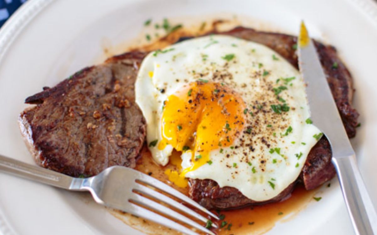 Receita de Bife a Cavalo na Airfryer