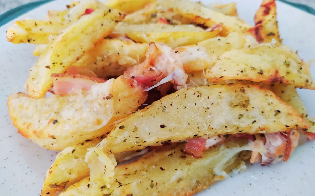 Receita de Batata com Queijo e Bacon na Airfryer