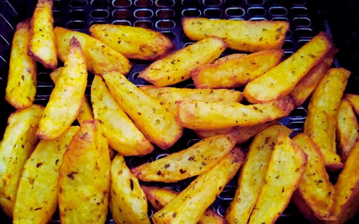 Receita de Batata Rústica com Páprica na Air Fryer