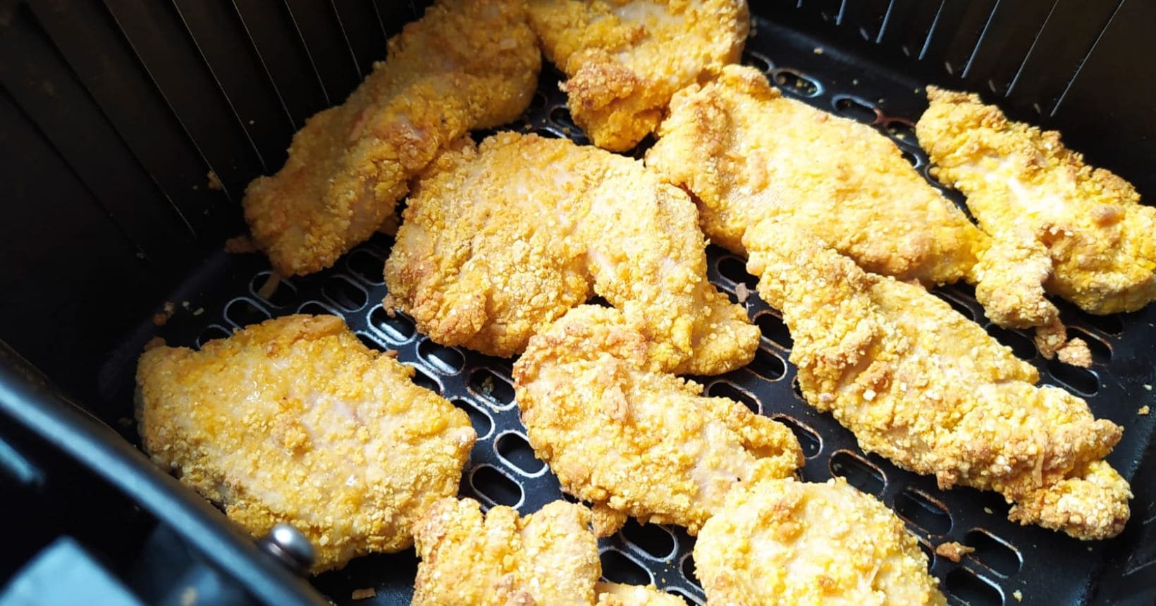 filézinho de frango empanado com parmesao na airfryer