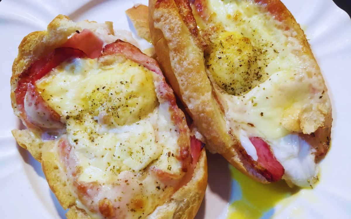 Receita de Pão Francês com Ovo e Bacon na Airfryer