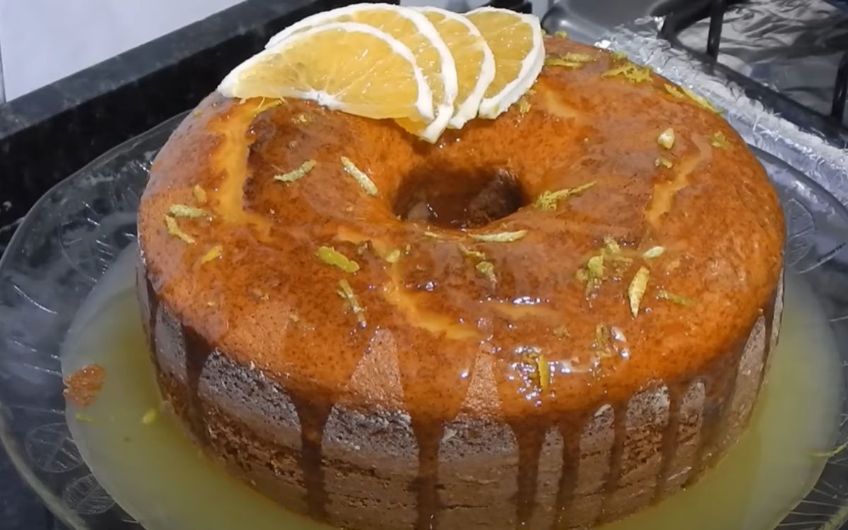 bolo de laranja com calda