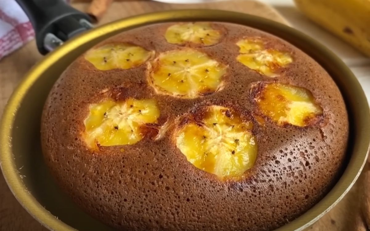 bolo de banana de frigideira fit