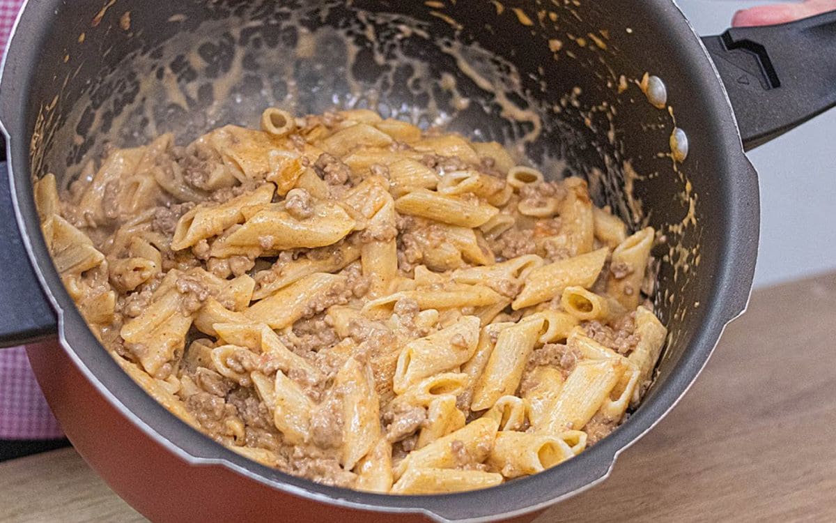 macarrão de panela de pressão