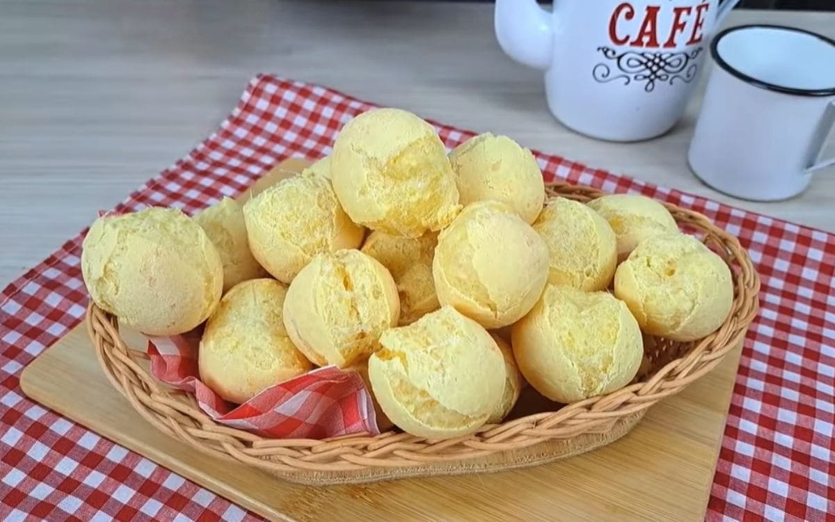 pão de queijo de fubá