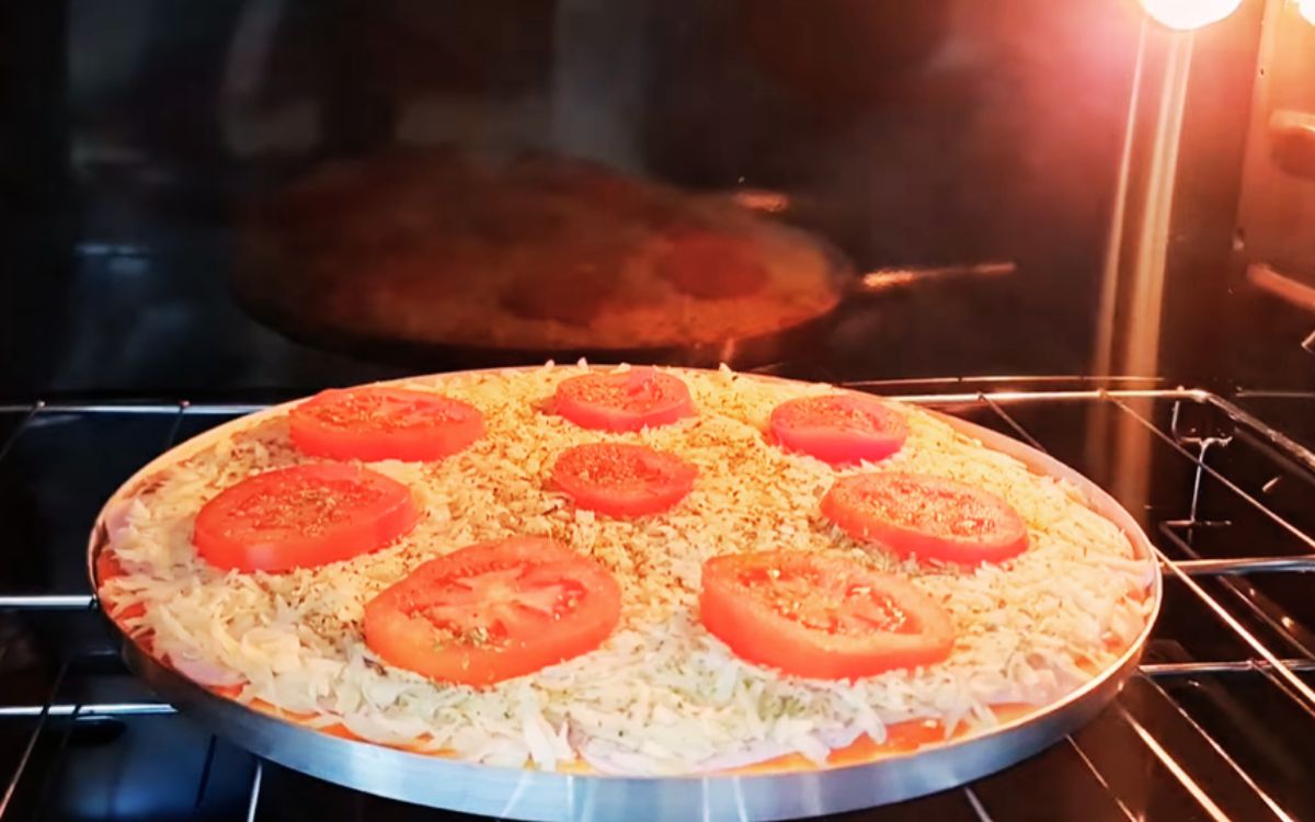 pizza de liquidificador com massa de arroz