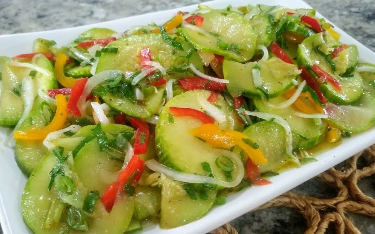 salada de abobrinha