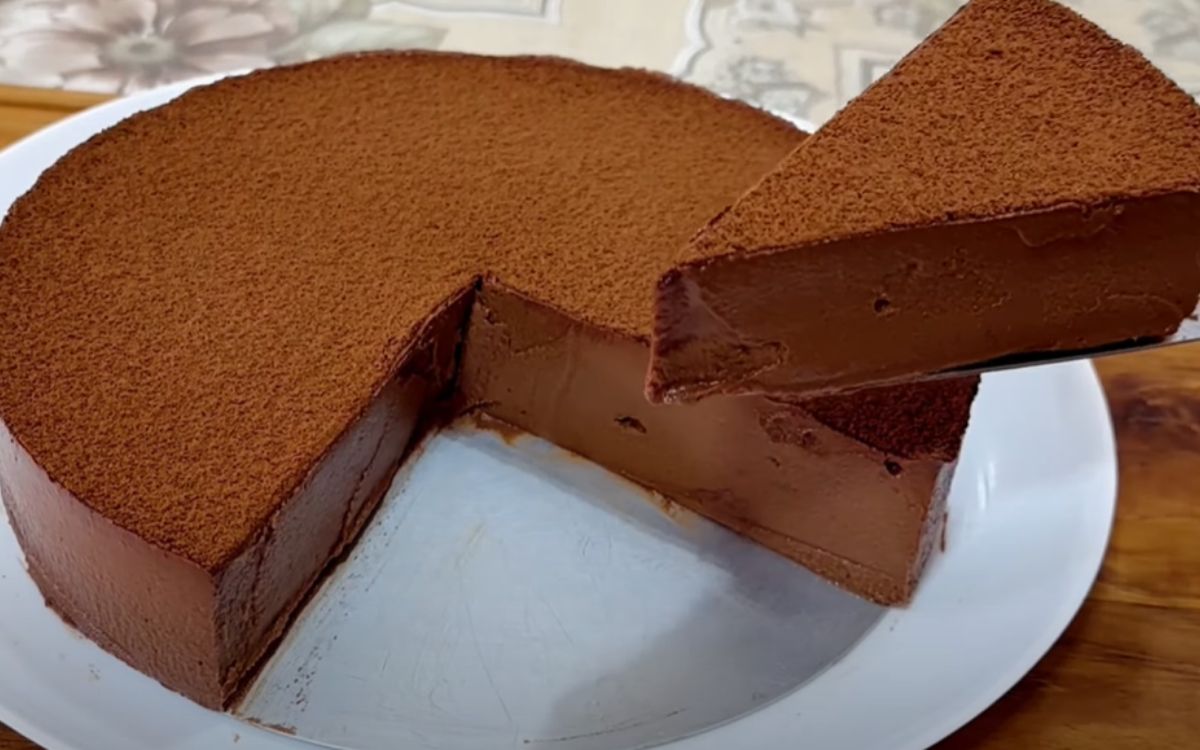 torta mousse de chocolate