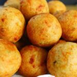 bolinho de batata com frango