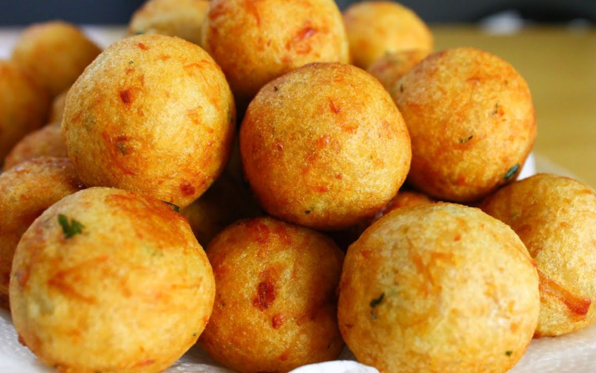 bolinho de batata com frango