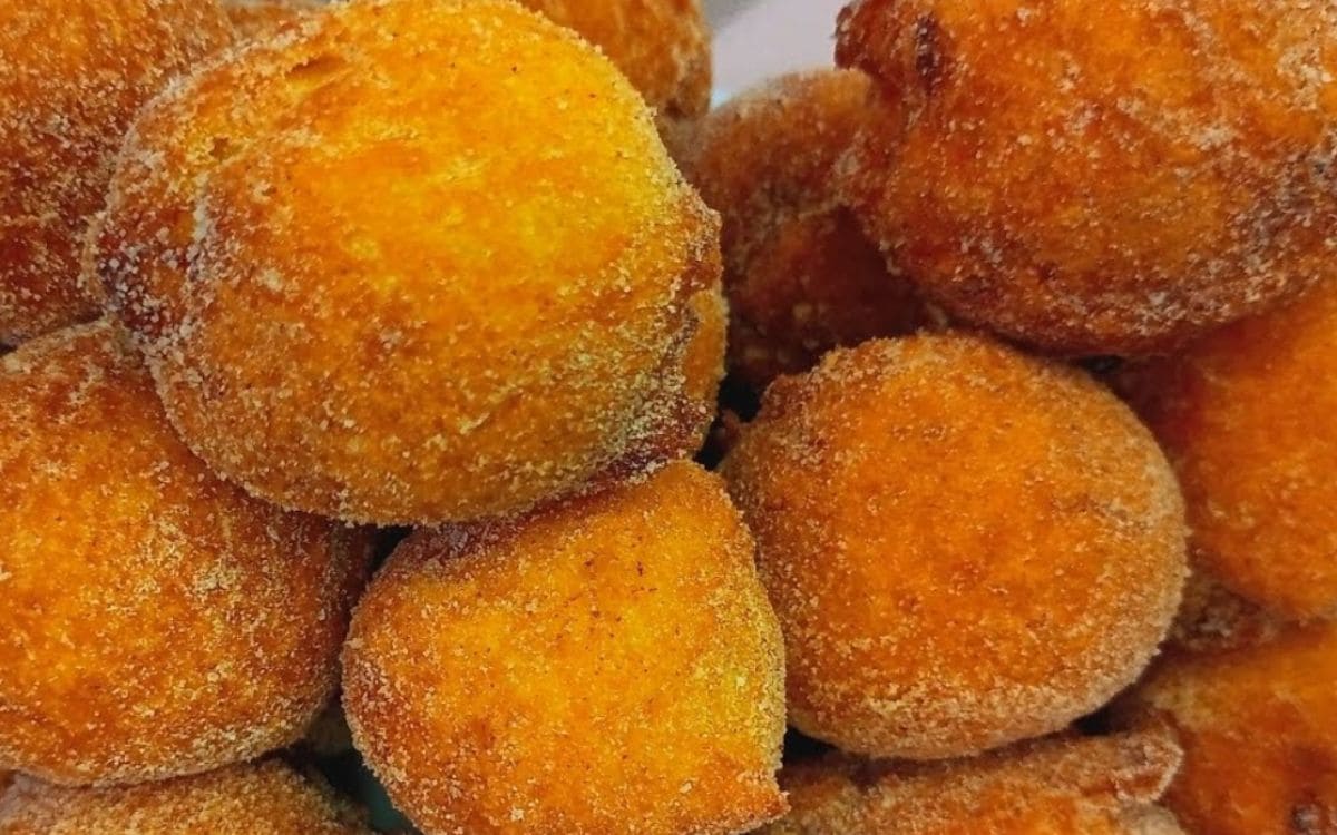 bolinho de chuva com banana