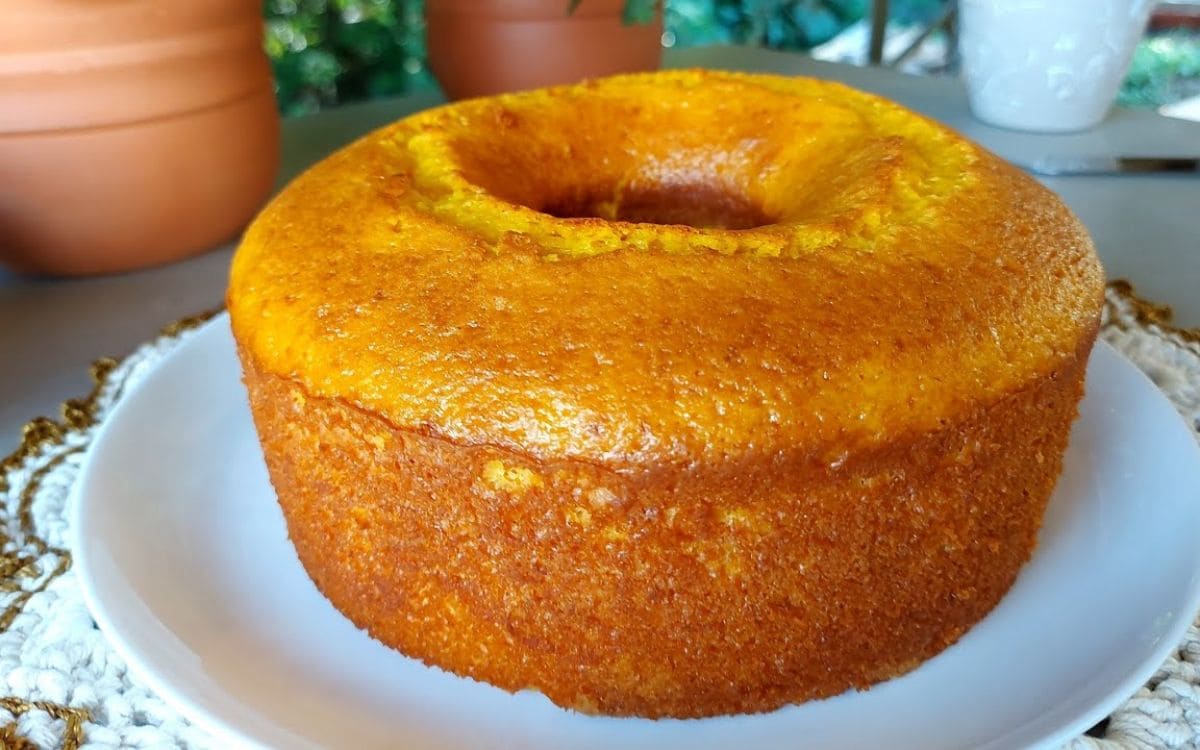 bolo de cenoura com laranja