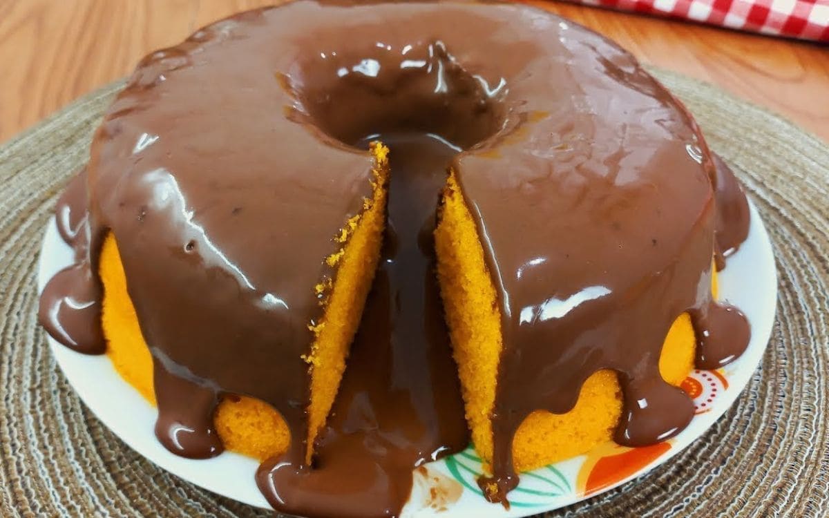 bolo de cenoura de micro-ondas