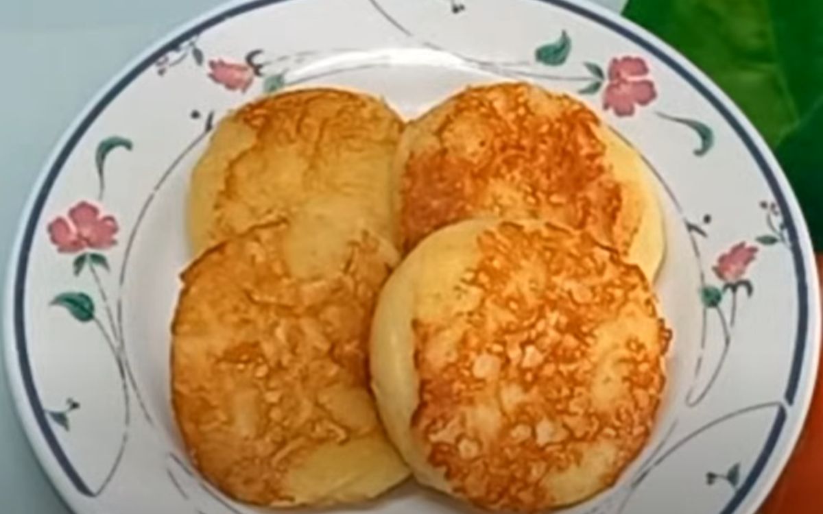 pão de aipim na frigideira