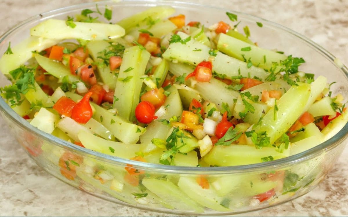 salada de chuchu