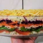 salada em camadas